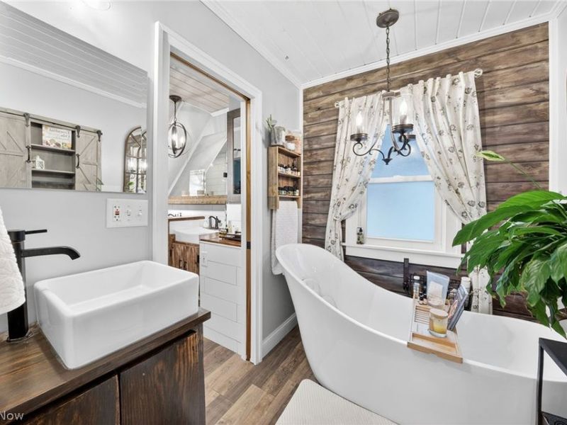 2224 Bunts Road, Lakewood, OH 44107 Photo 25