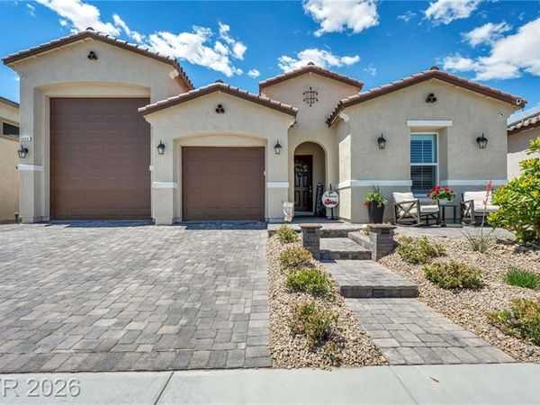 6325 Gambetta Street , North Las Vegas, NV 89115