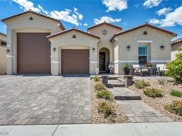 6325 Gambetta Street , North Las Vegas, NV 89115