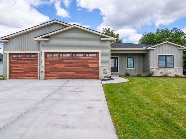 361 Linda Lane, Riverdale, IA 52722