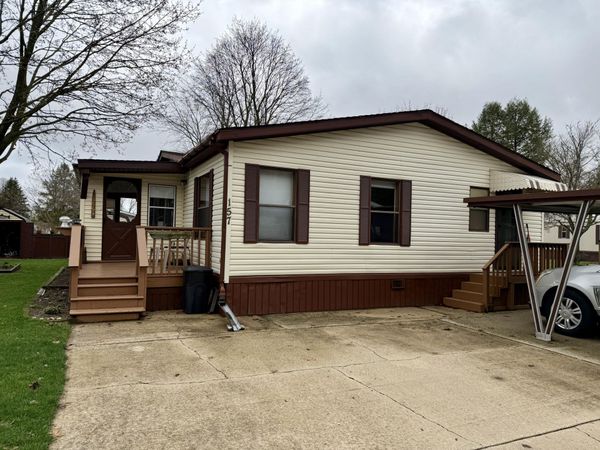 157 Apple Court, Muskegon, MI 49445