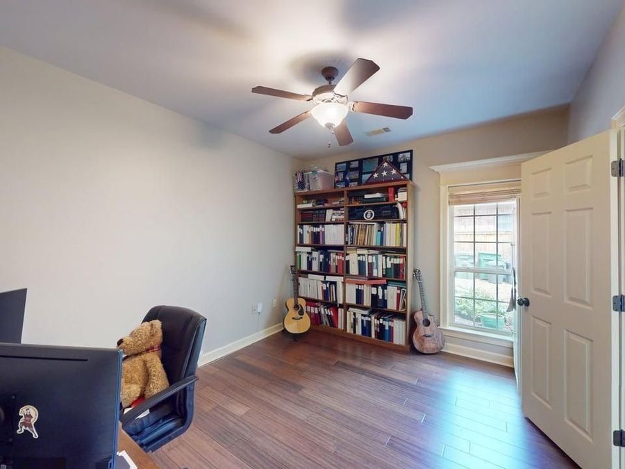 Property Image 38