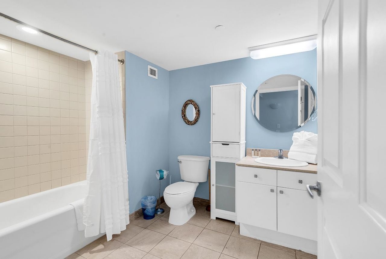 8560 Queensway Blvd.  Photo 18