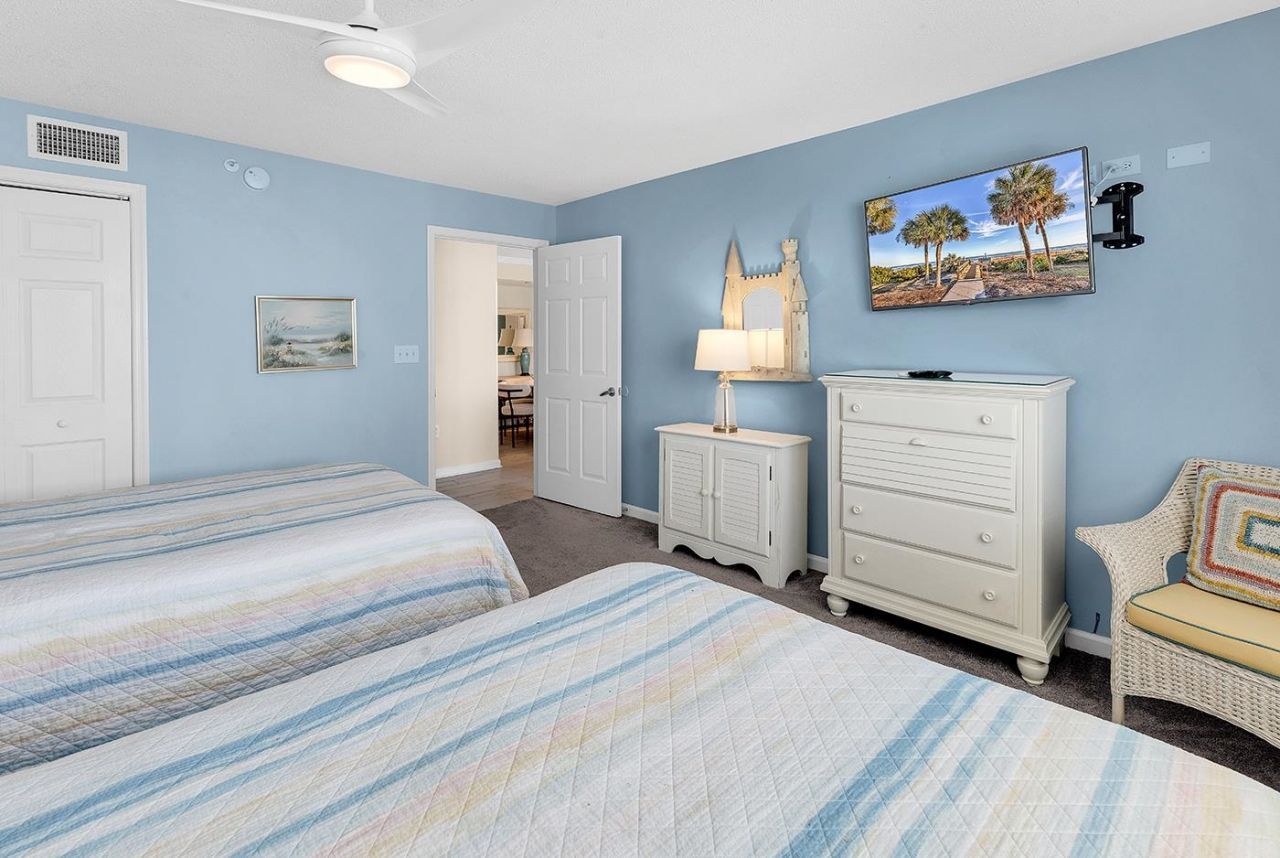 8560 Queensway Blvd.  Photo 25