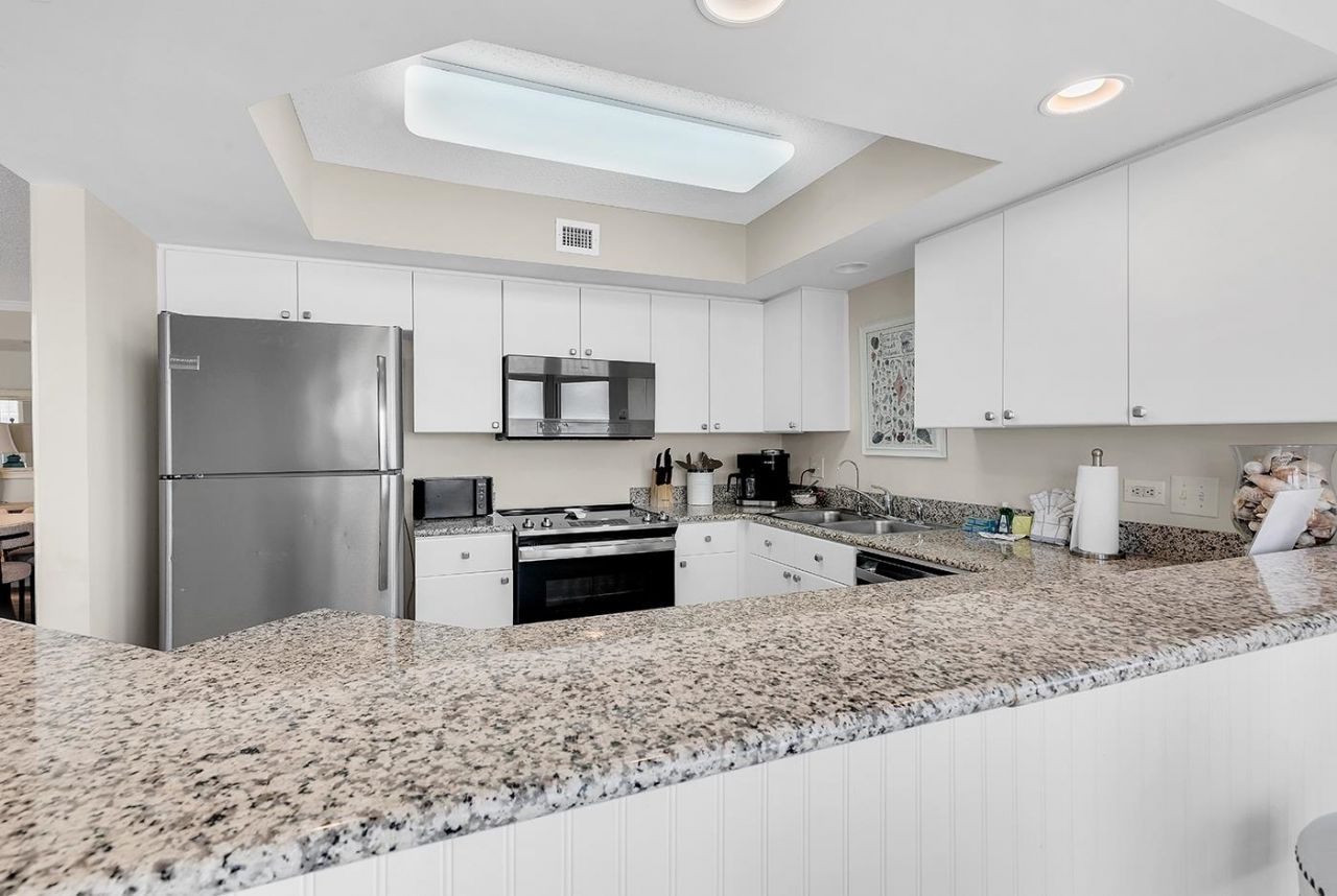 8560 Queensway Blvd.  Photo 30