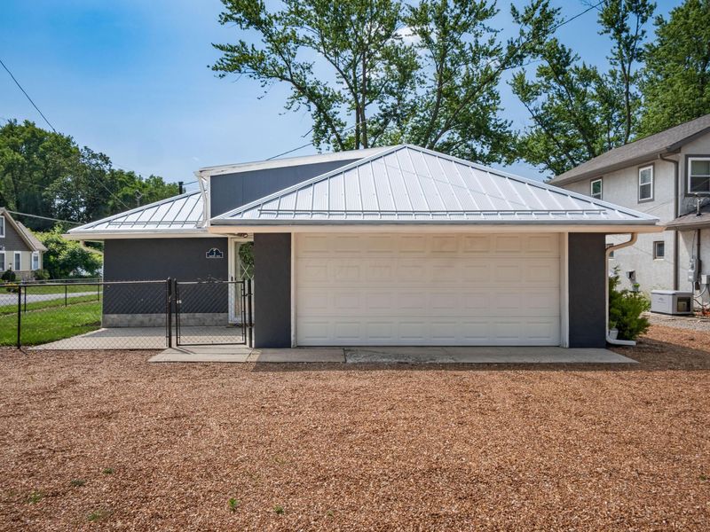 3 Lakeview Drive , Thornville, OH 43076 Photo 3