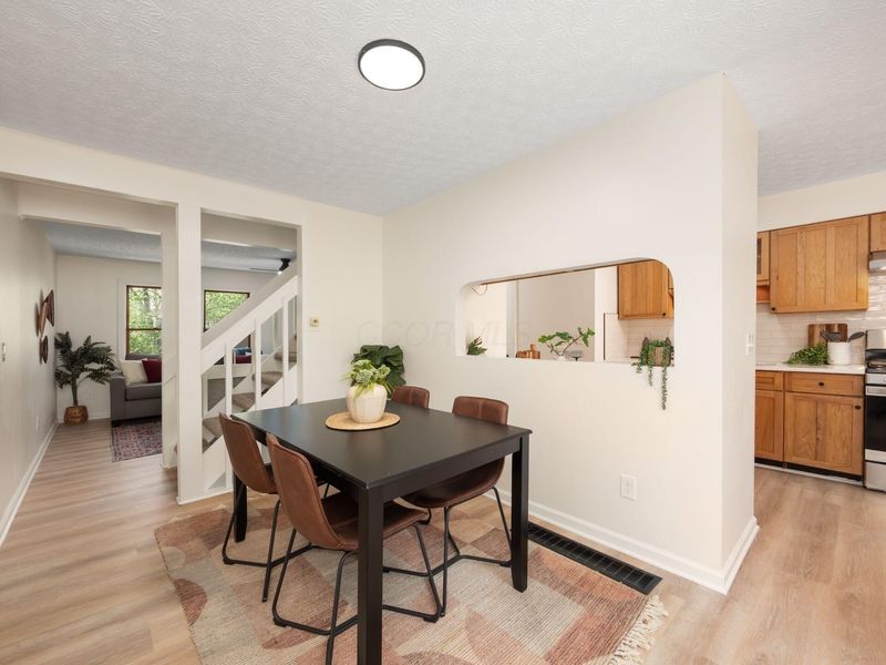 4944 Buck Thorn Lane , Columbus, OH 43220 Photo 11