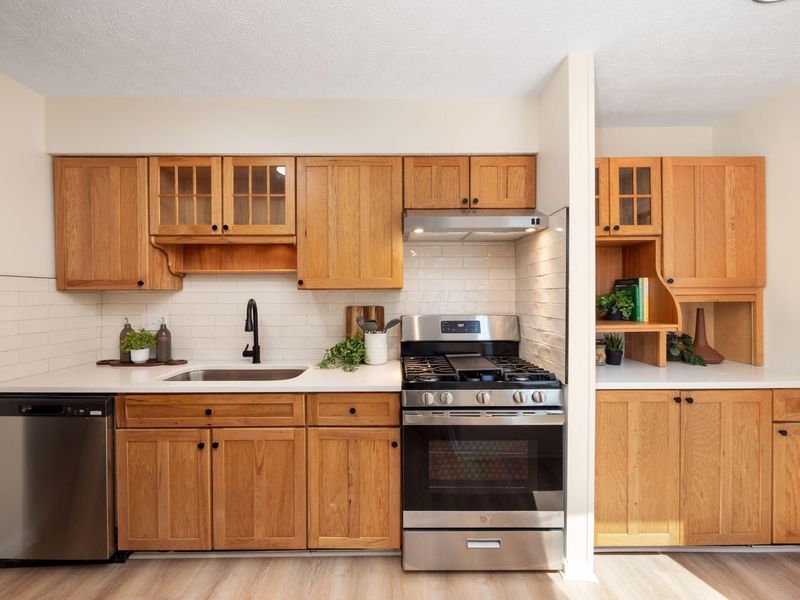 4944 Buck Thorn Lane , Columbus, OH 43220 Photo 13