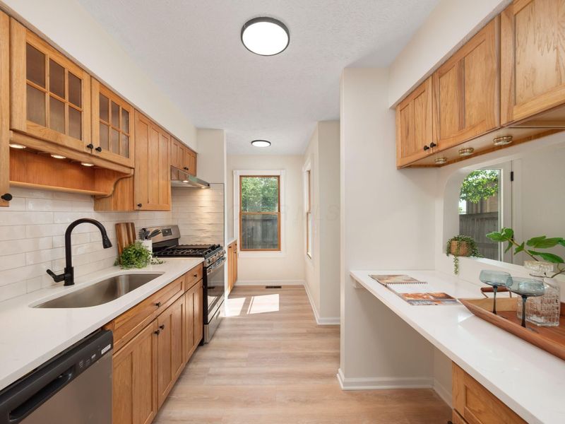 4944 Buck Thorn Lane , Columbus, OH 43220 Photo 18