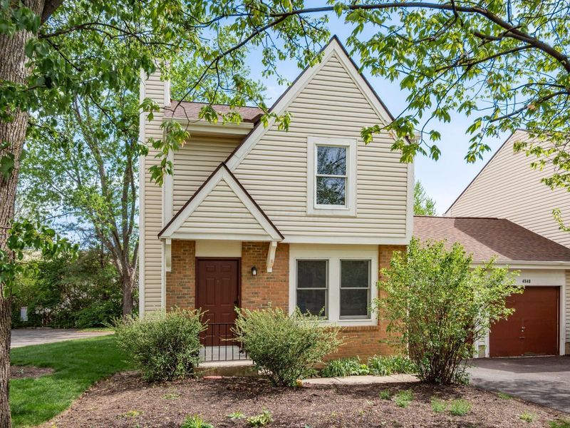 4944 Buck Thorn Lane , Columbus, OH 43220 Photo 2