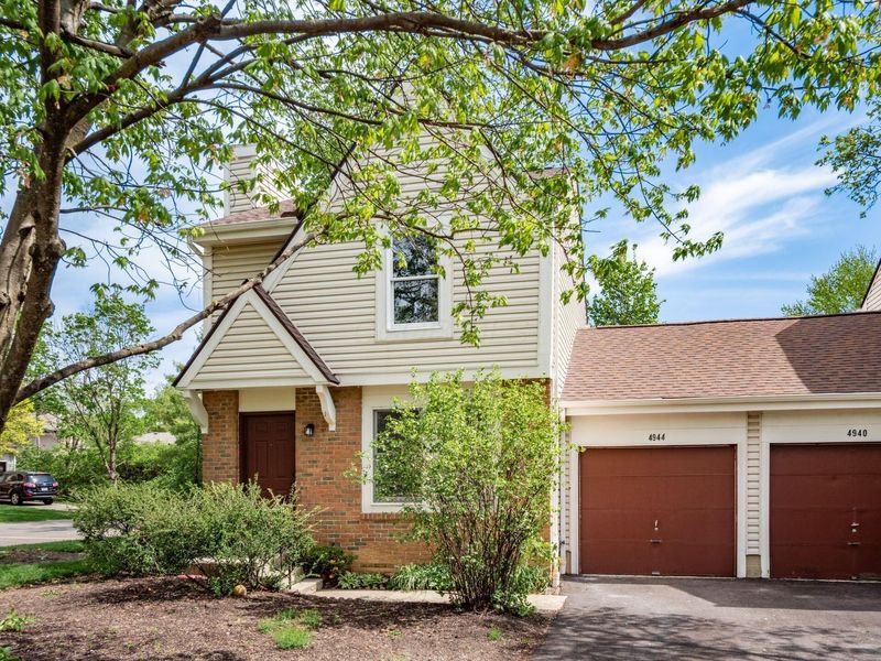 4944 Buck Thorn Lane , Columbus, OH 43220 Photo 3