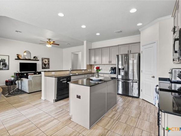 815 Cross Drive, Temple, TX 76502