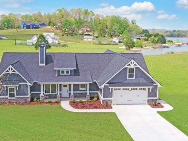 317 Bell Creek Cove Road, Hiawassee, GA 30546