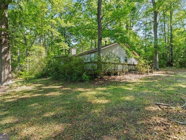 342 N Lake Drive, Perry, GA 31069