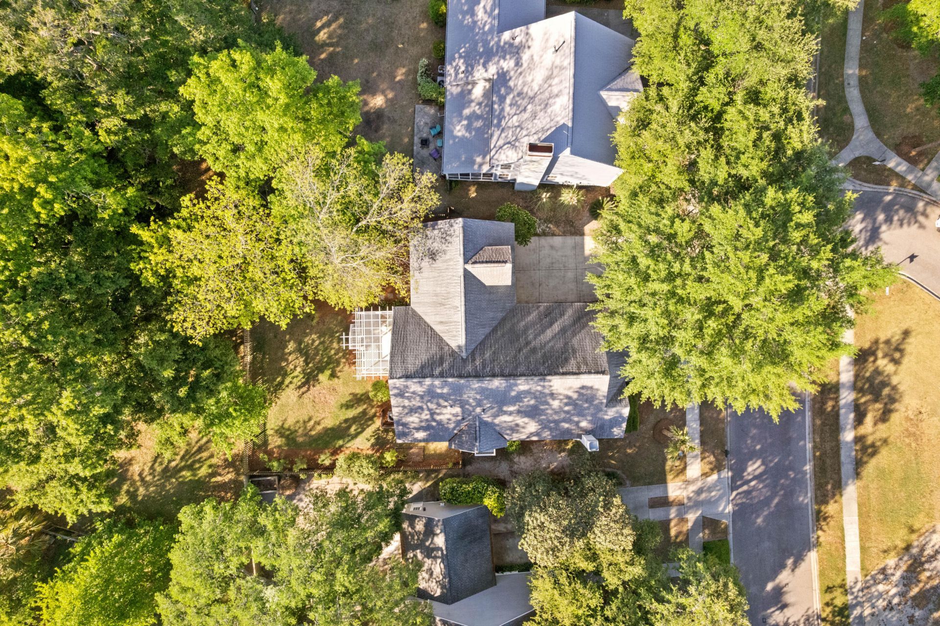 1063 Barfield Street Photo 37