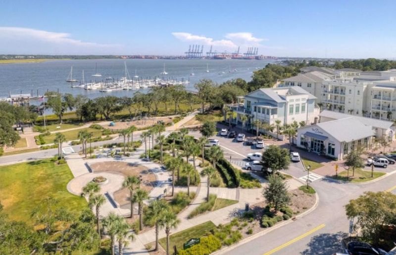 1063 Barfield Street Photo 45