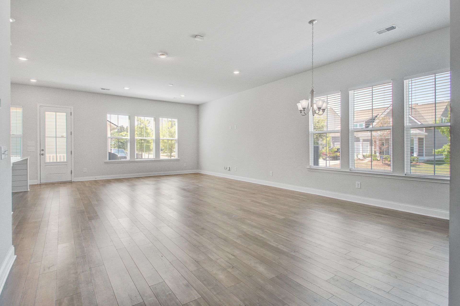 416 W Respite Lane Photo 12