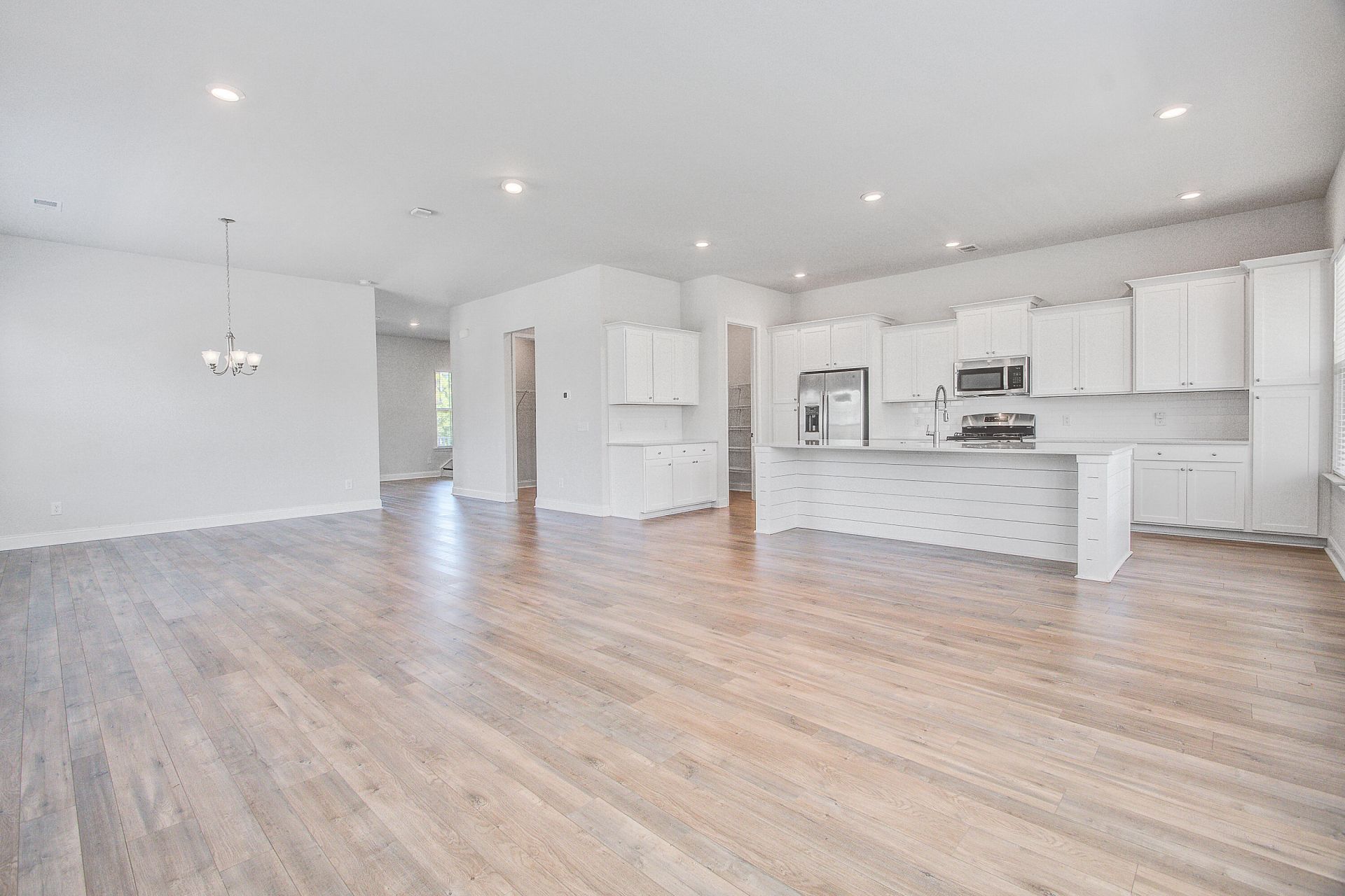 416 W Respite Lane Photo 14