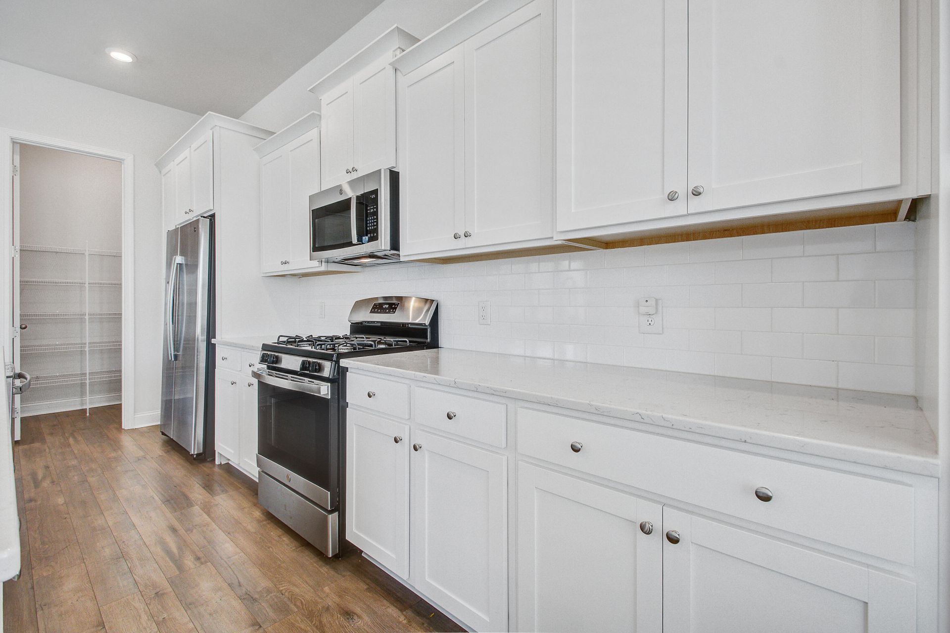 416 W Respite Lane Photo 17