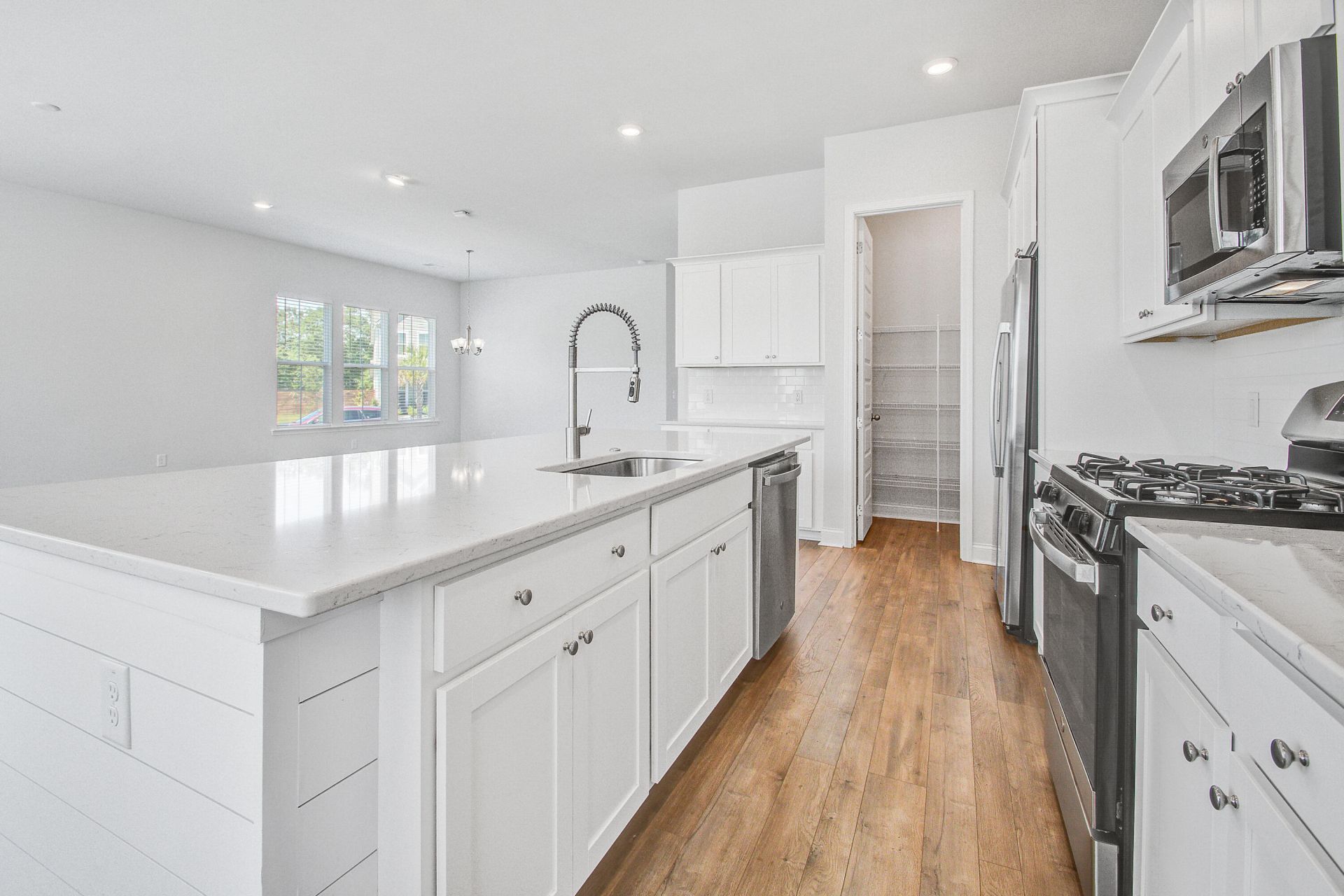 416 W Respite Lane Photo 18