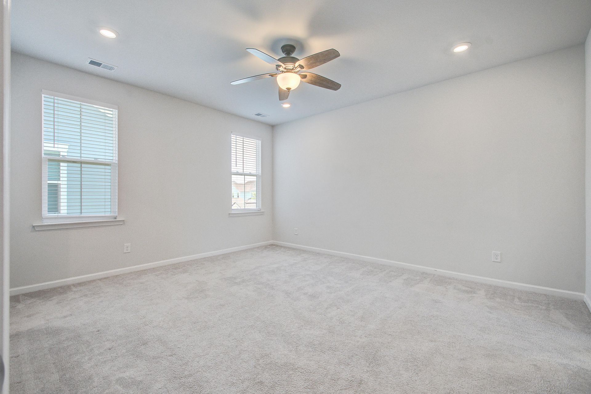 416 W Respite Lane Photo 24