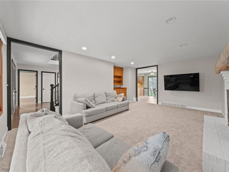 165 Valley Brook Boulevard, Hinckley, OH 44233 Photo 14