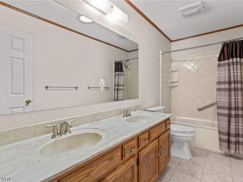 165 Valley Brook Boulevard, Hinckley, OH 44233 Photo 27