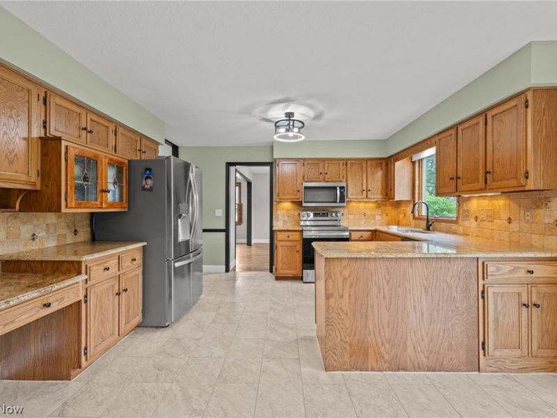 165 Valley Brook Boulevard, Hinckley, OH 44233 Photo 9