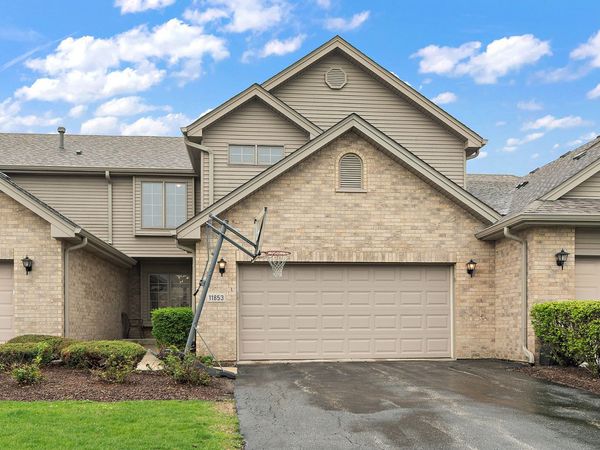 11853 Sterling Drive , Orland Park, IL 60467