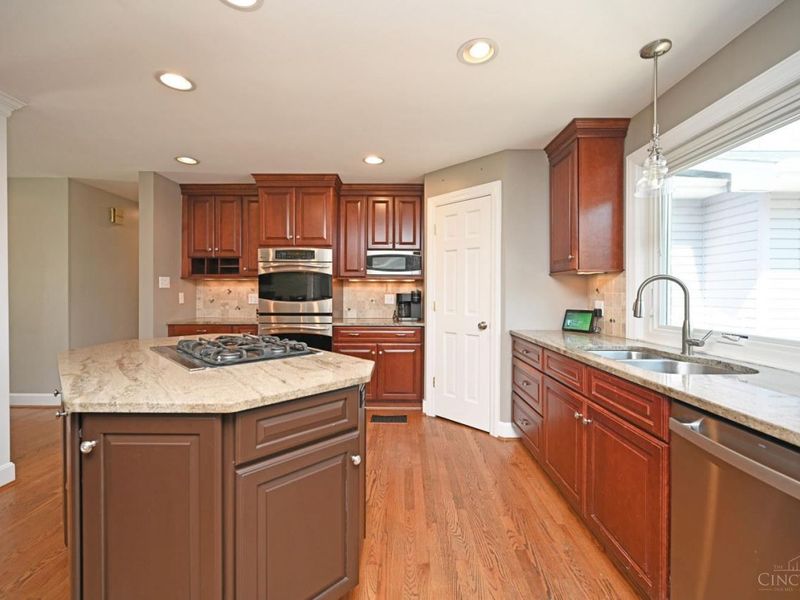 6866 Kenwood Road, Cincinnati, OH 45243 Photo 23