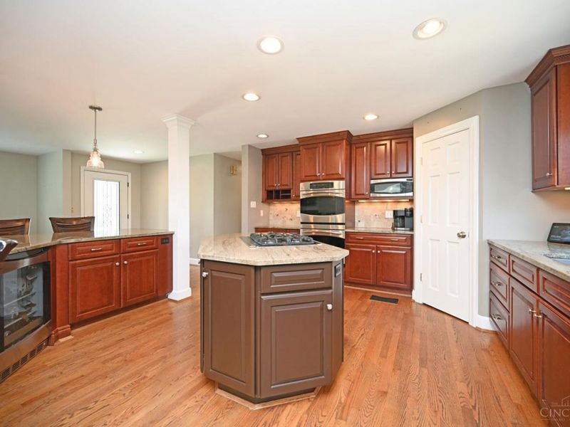 6866 Kenwood Road, Cincinnati, OH 45243 Photo 31