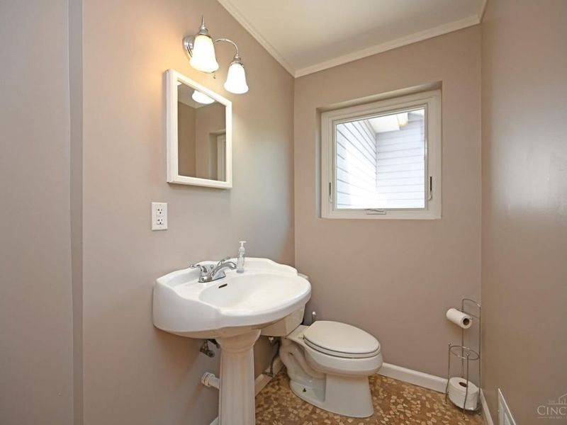 6866 Kenwood Road, Cincinnati, OH 45243 Photo 52