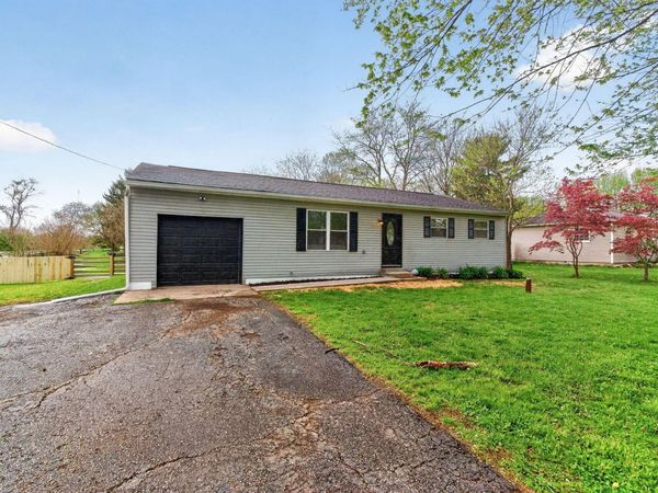 88 1st Avenue SW, Etna, OH 43062