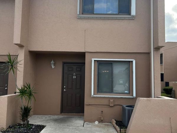 139 Sparrow Drive, Unit 2h, Royal Palm Beach, FL 33411