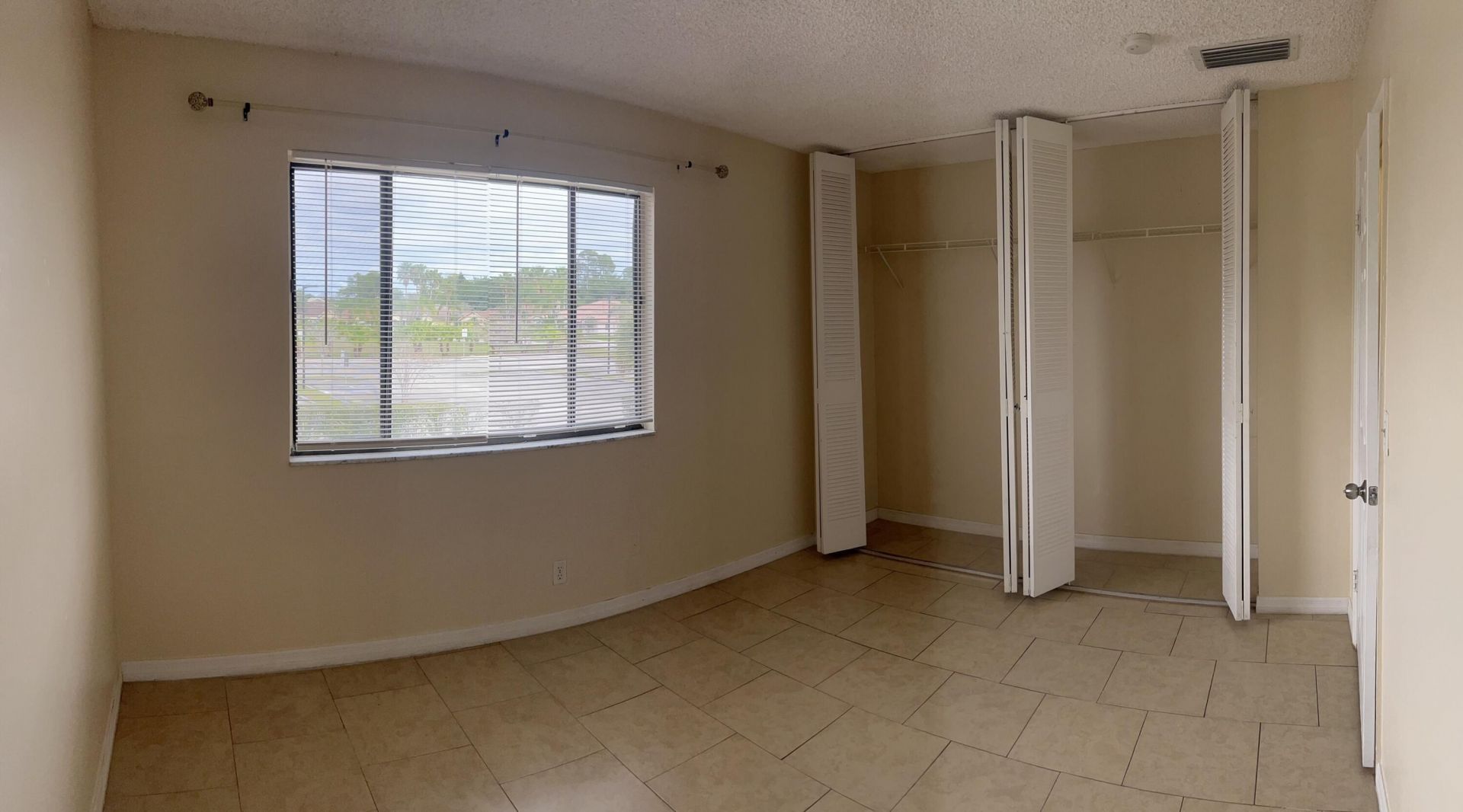 139 Sparrow Drive, Unit 2h, Royal Palm Beach, FL 33411 Photo