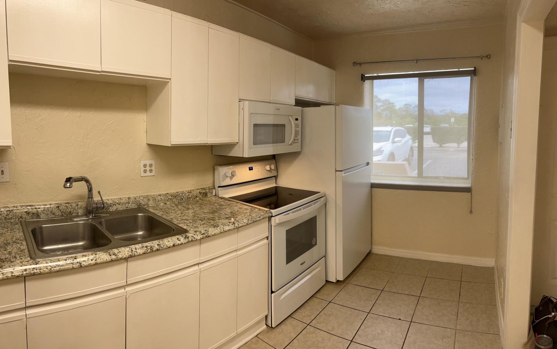 139 Sparrow Drive, Unit 2h, Royal Palm Beach, FL 33411 Photo