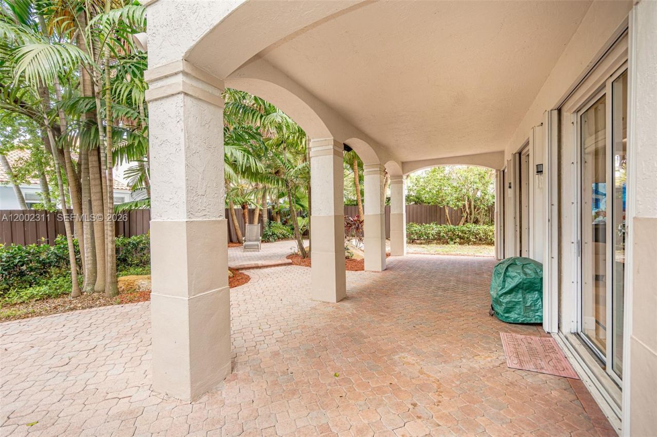 6772 NW 111th Ave , Doral, FL 33178 Photo