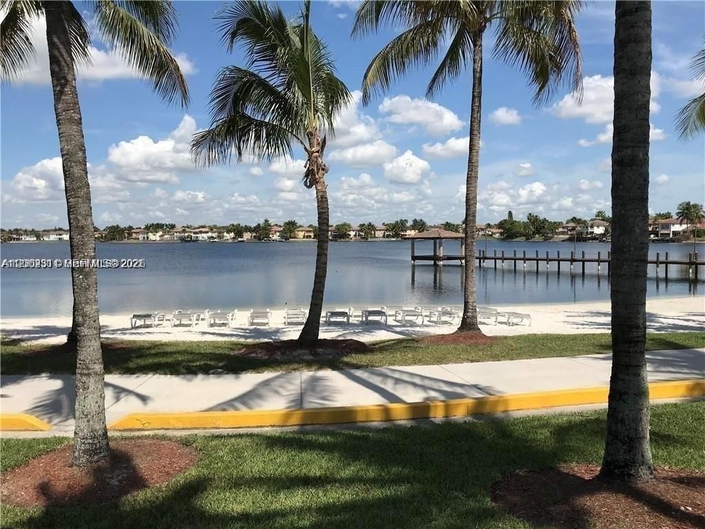 6772 NW 111th Ave , Doral, FL 33178 Photo