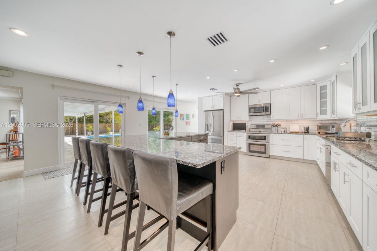 13700 SW 74th Ct , Palmetto Bay, FL 33158 Photo