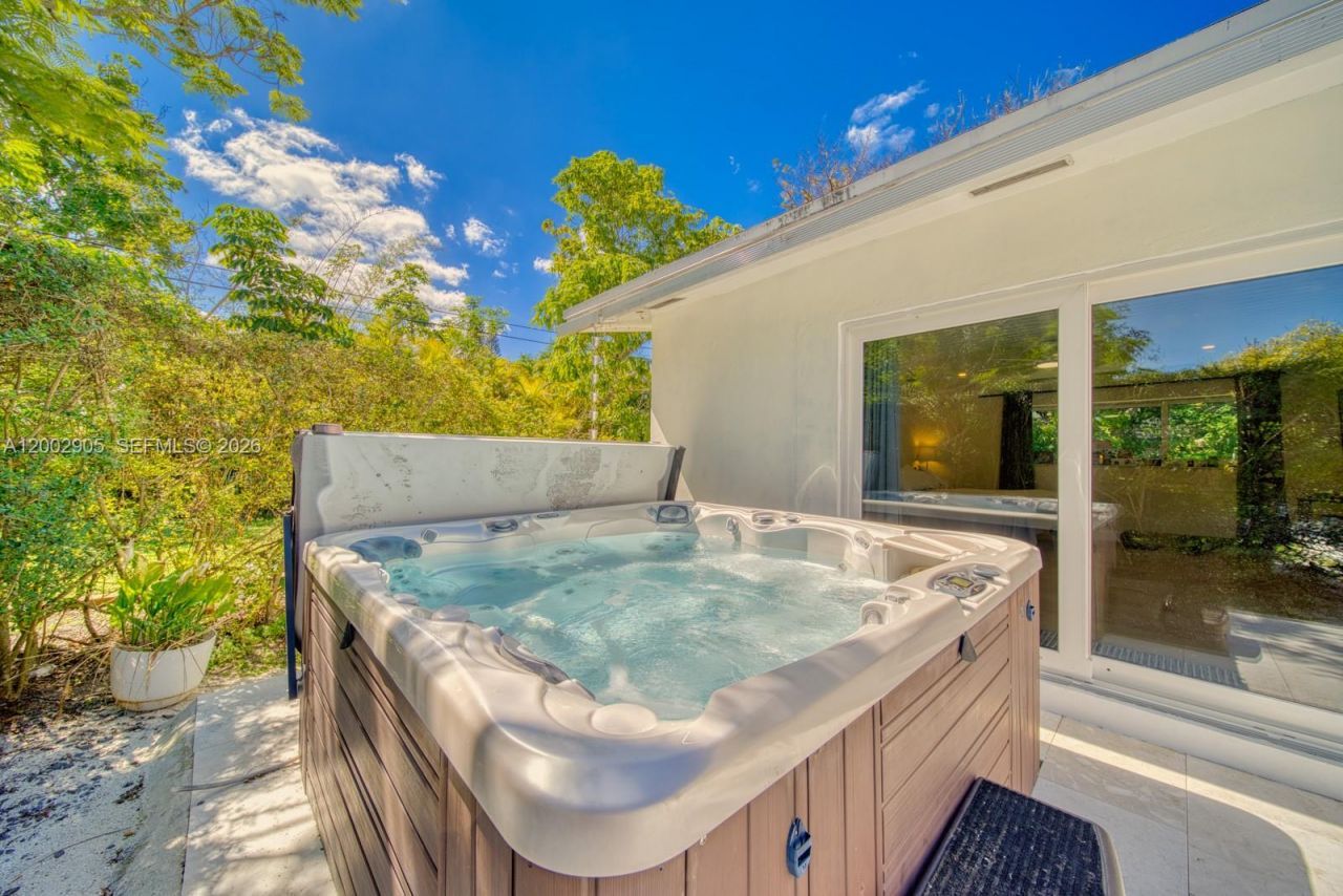 13700 SW 74th Ct , Palmetto Bay, FL 33158 Photo