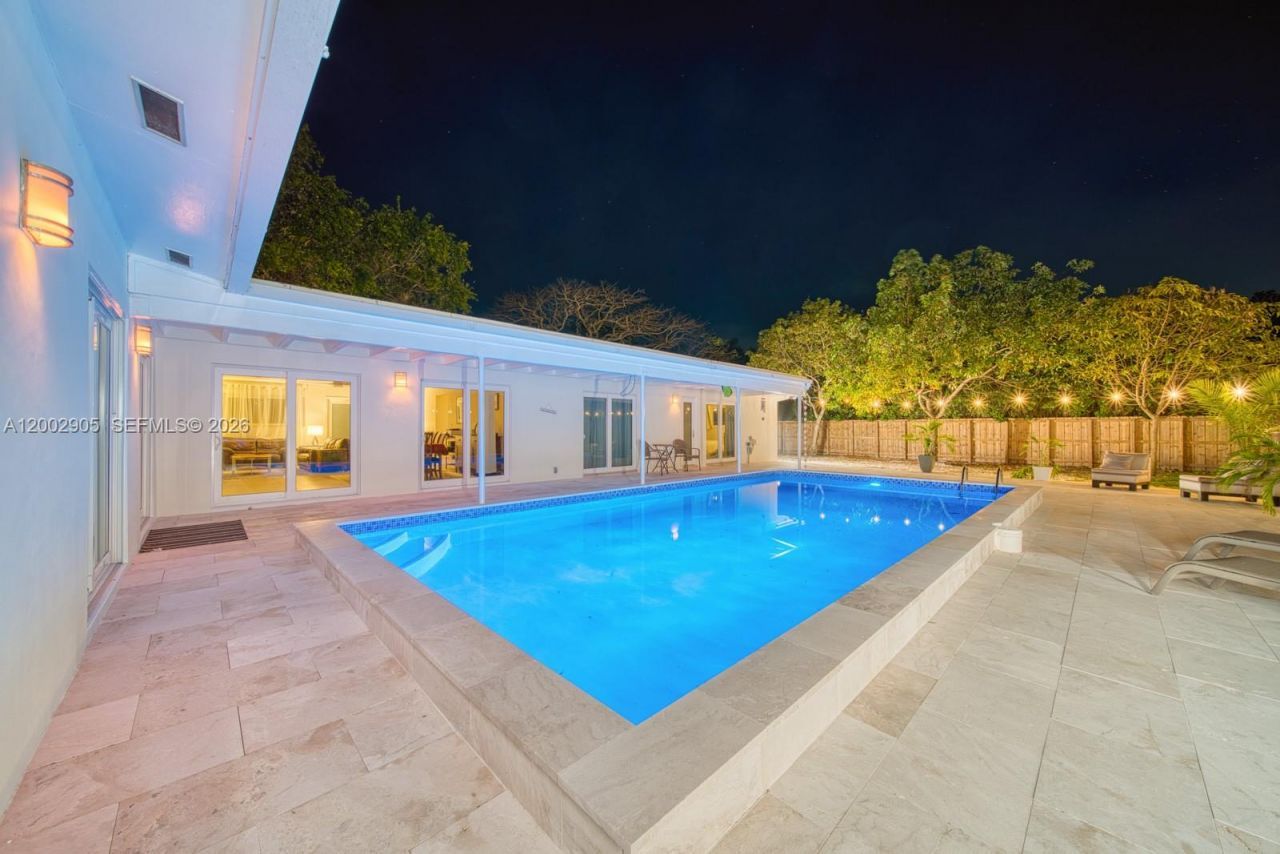 13700 SW 74th Ct , Palmetto Bay, FL 33158 Photo