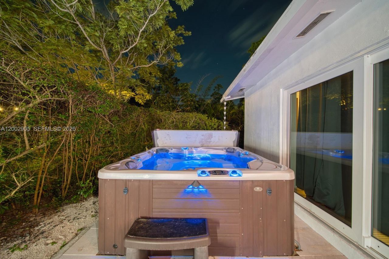 13700 SW 74th Ct , Palmetto Bay, FL 33158 Photo