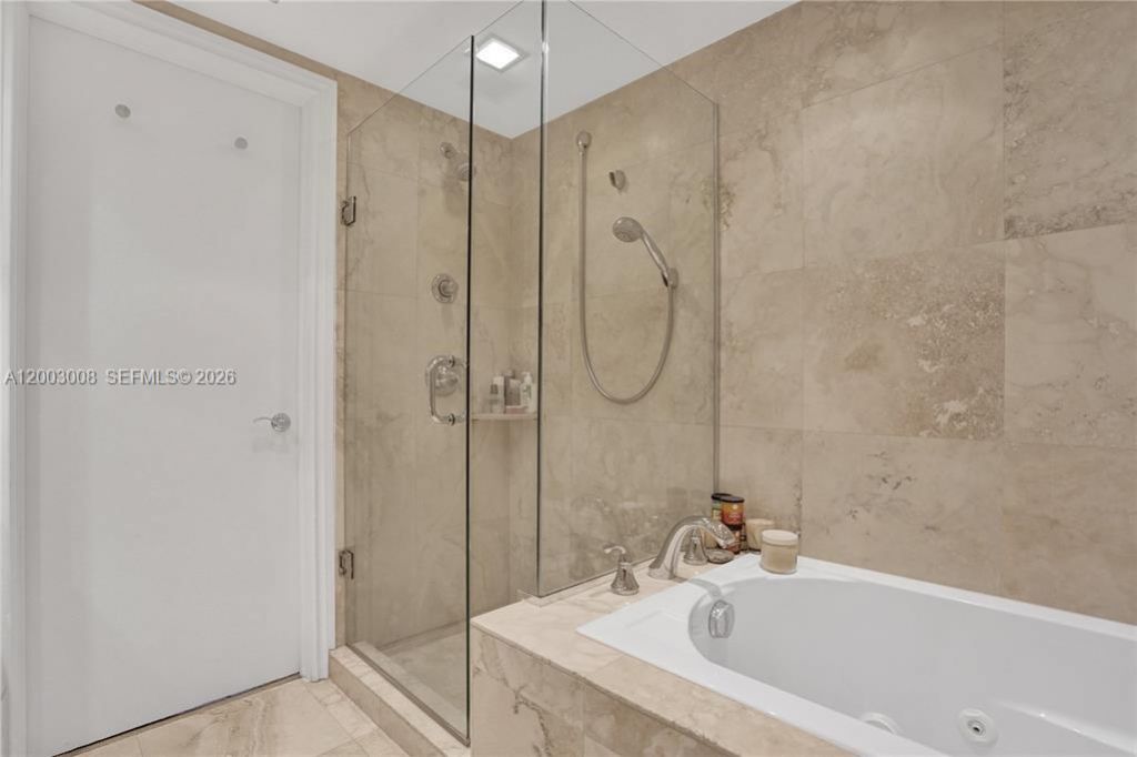 11113 Biscayne Blvd , Unit 1256, Miami, FL 33181 Photo