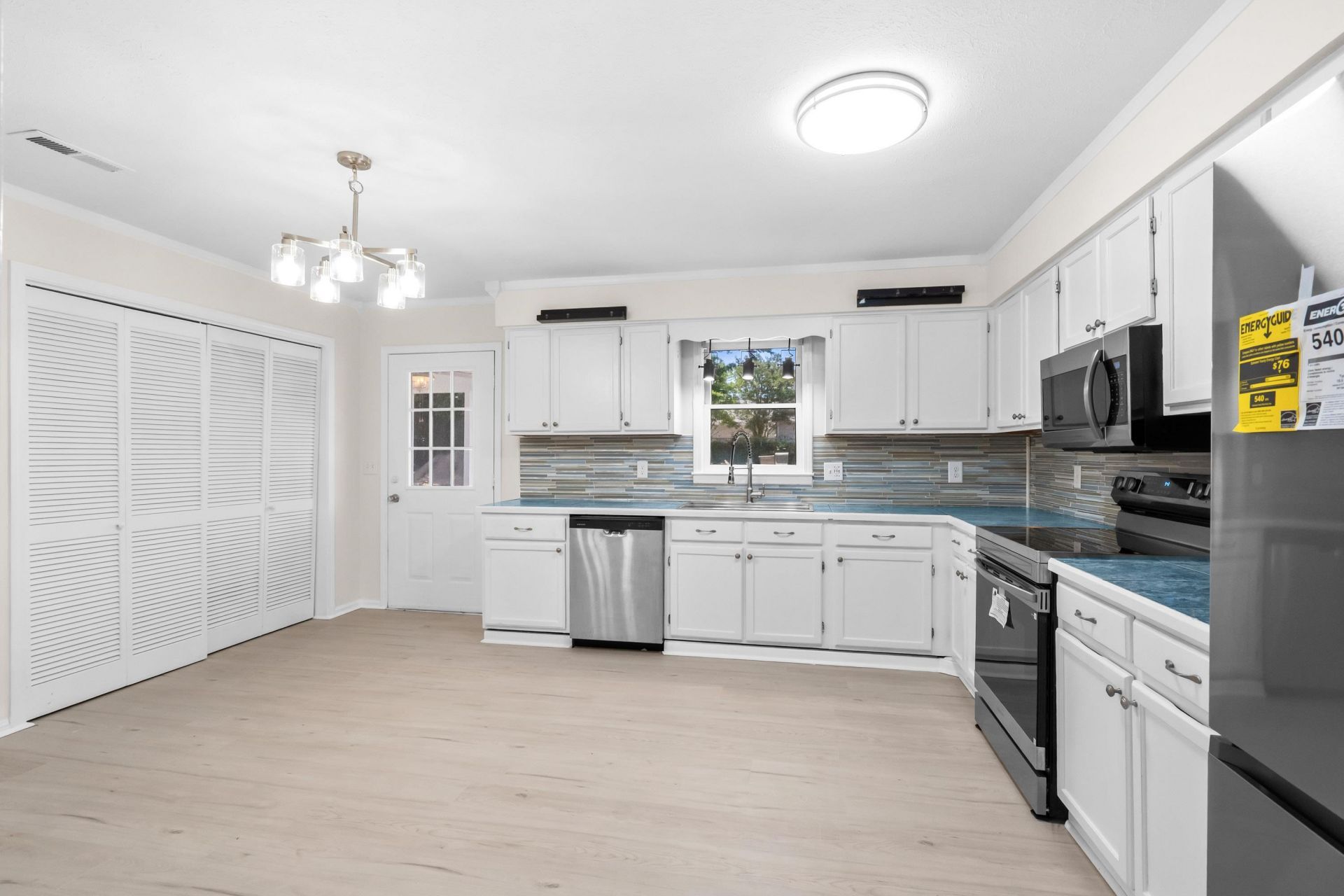 4148 Pine Dr. Photo 10