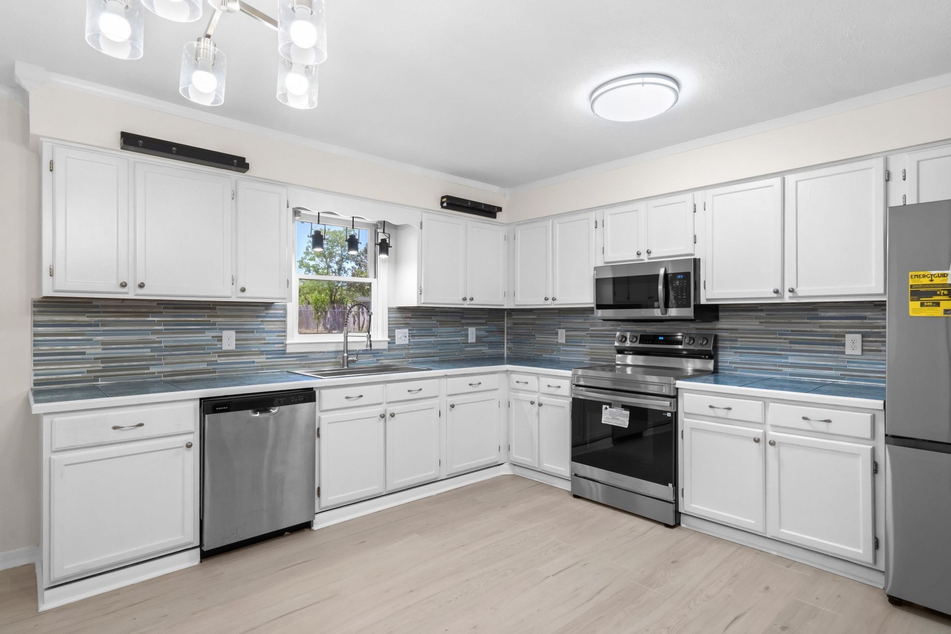 4148 Pine Dr. Photo 11