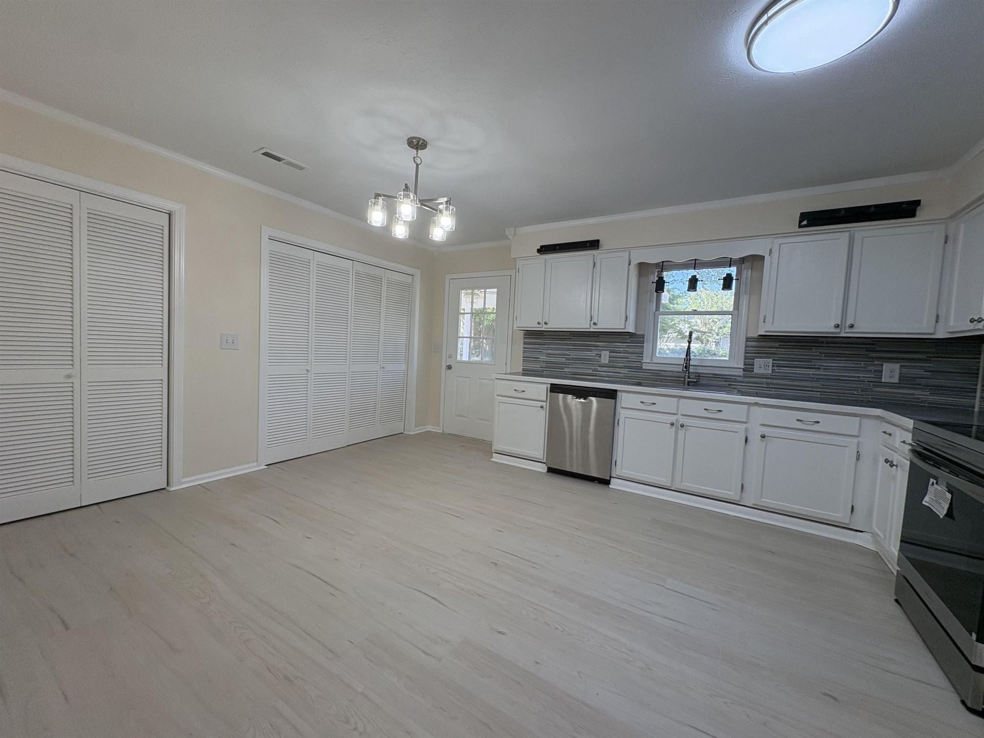 4148 Pine Dr.  Photo 7