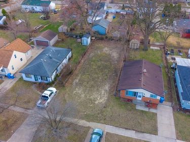 25659 Annapolis Street, Dearborn Heights, MI 48125