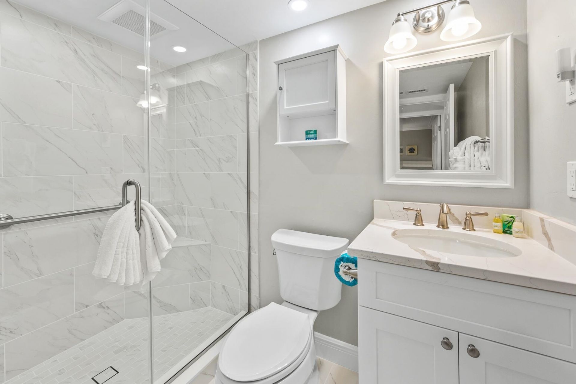 845 E Gulf Dr, Unit 611, Sanibel, FL 33957 Photo