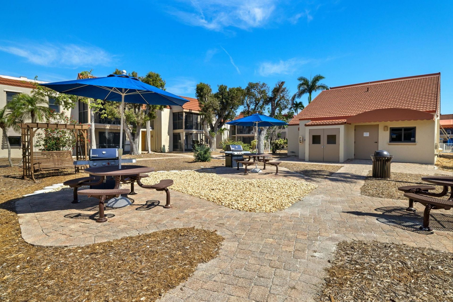 845 E Gulf Dr, Unit 611, Sanibel, FL 33957 Photo