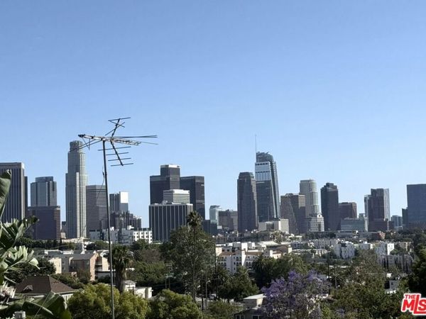 1083 W Kensington Road, Los Angeles, CA 90026